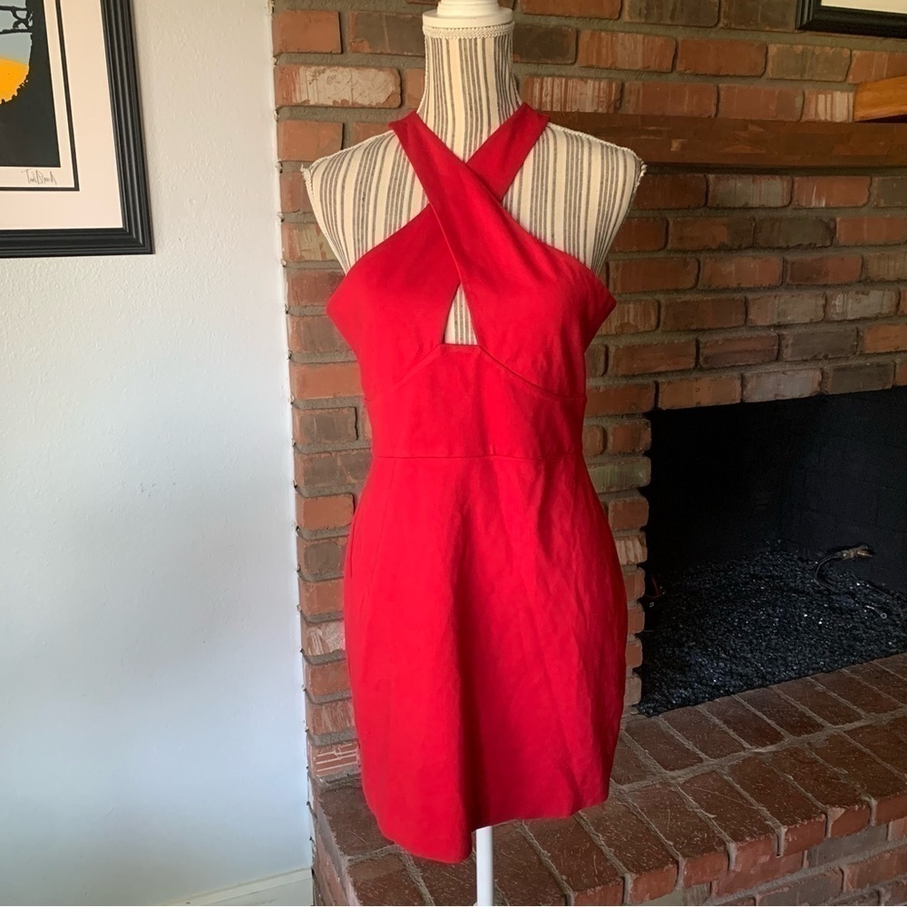 NWT NBD Abriel Criss Cross Front Cut-Out Dress Red Sz L - Picture 3 of 8